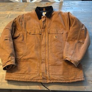 Used condition mens XL regular Carhartt 14806 insulated jacket